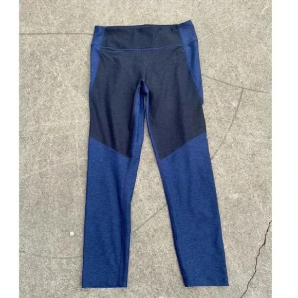 Outdoor Voices Warmup Leggings - Picture 2 of 7